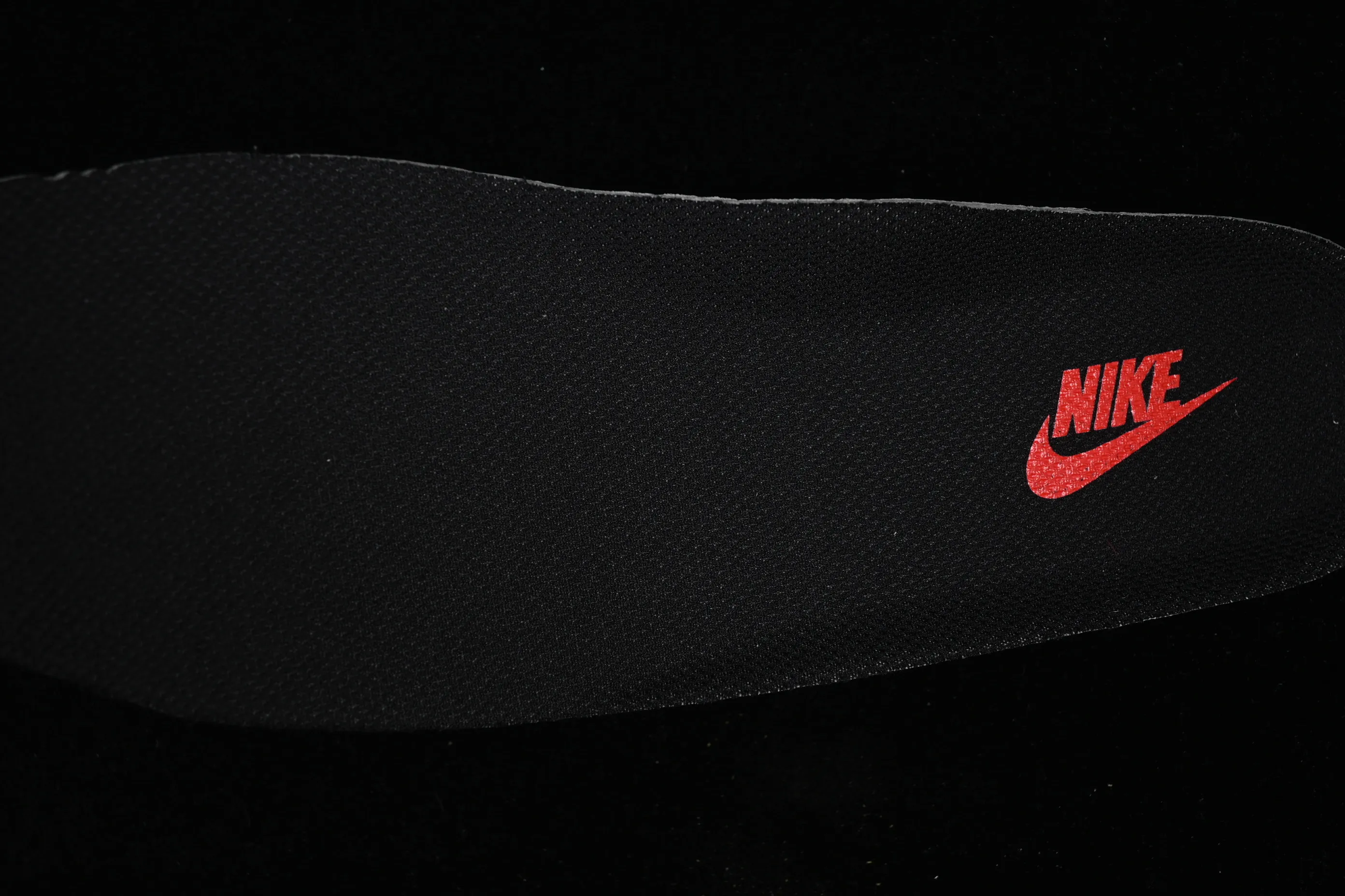 All categories Nk Air Force 1 Air Force series Nk Air Force 1 Low Air Force low top Nike Air Force 1'07 Low Year of the Horse limited white and red horse hair Air Force 1 low top casual sneakers QW5288-126